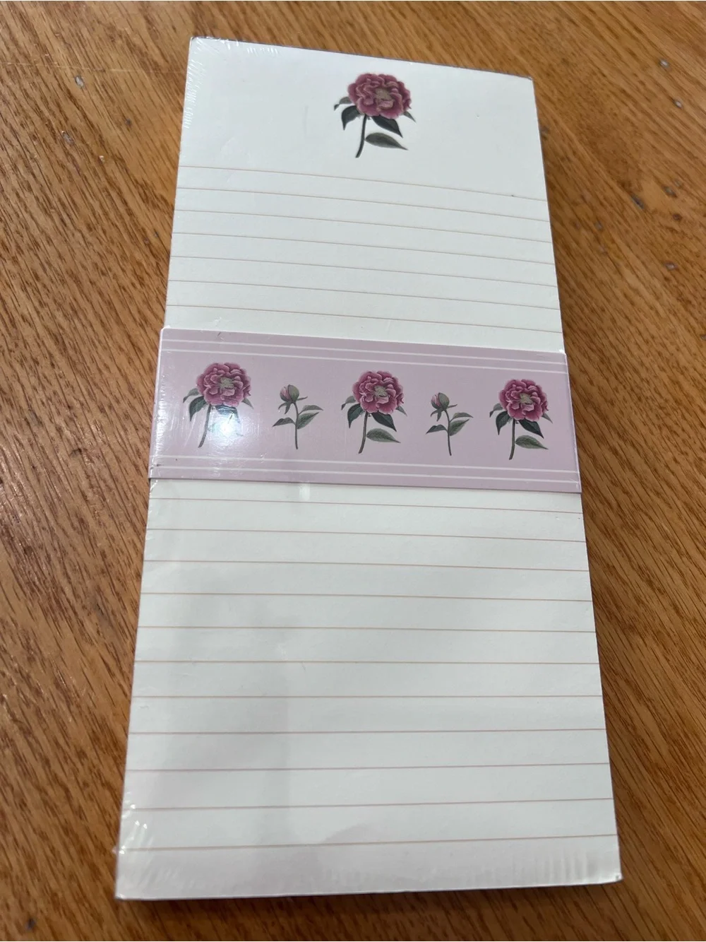 Punch Studio Floral Pink Rose magnetic Lined Notepad. Foil edges. 100 sheets